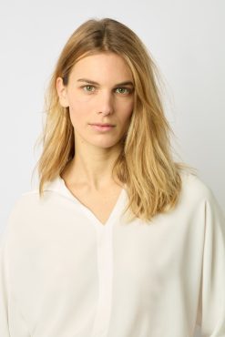 Gerard Darel Blouse Ample A Col Ecru - Amalya | Chemises & Blouses