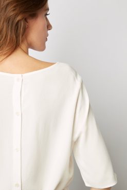 Gerard Darel Blouse Fluide Dos Boutonne Ecru - Alyah | Chemises & Blouses