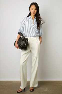 Gerard Darel Pantalon Carotte En Coton Ecru - Cecilia | Costumes & Ensembles