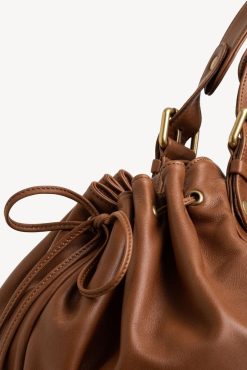 Gerard Darel Sac A Main En Cuir De Veau Camel - 24H | L'Iconique 24H